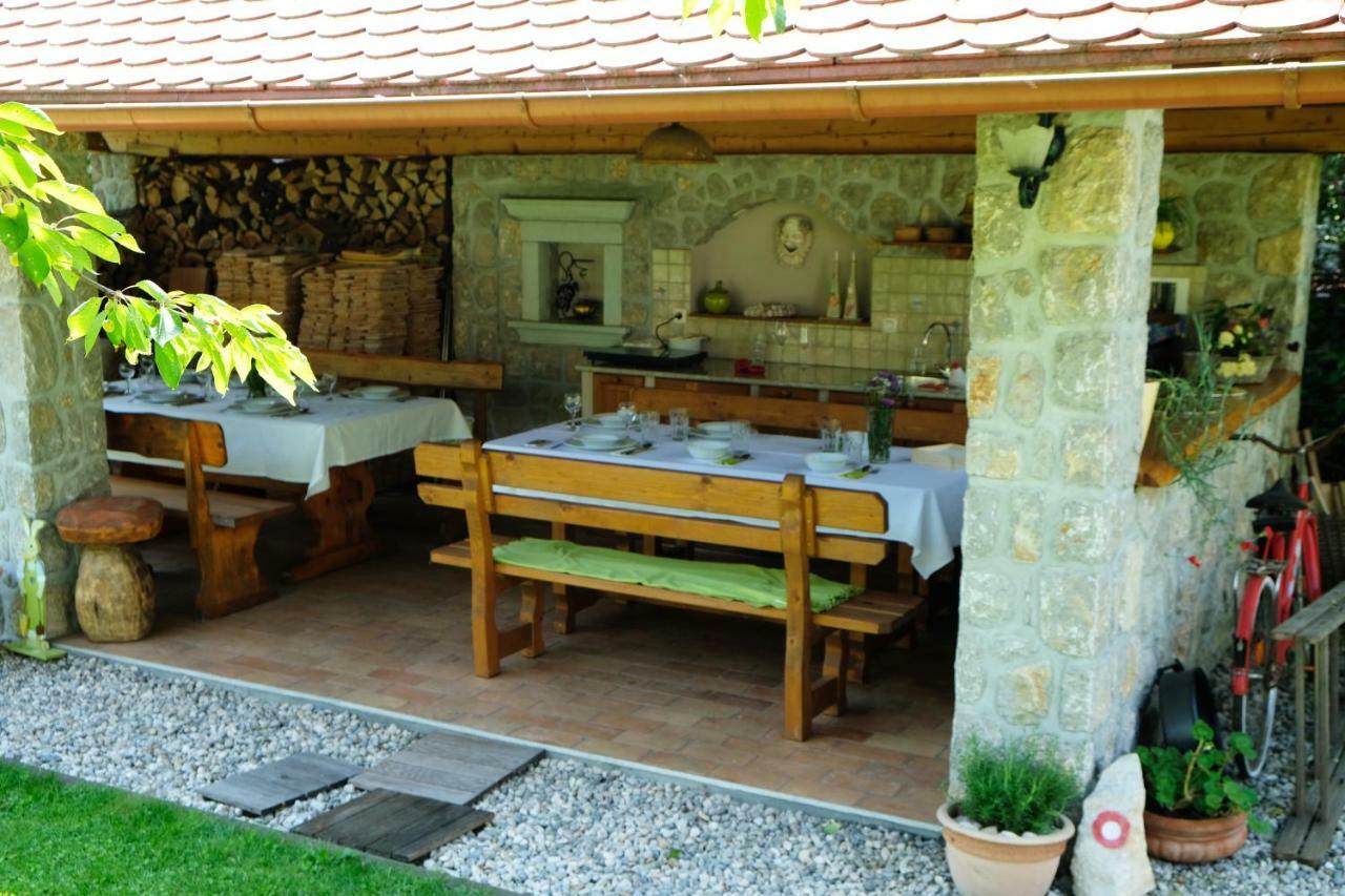 Happy River House Kamna Gorica Exterior photo