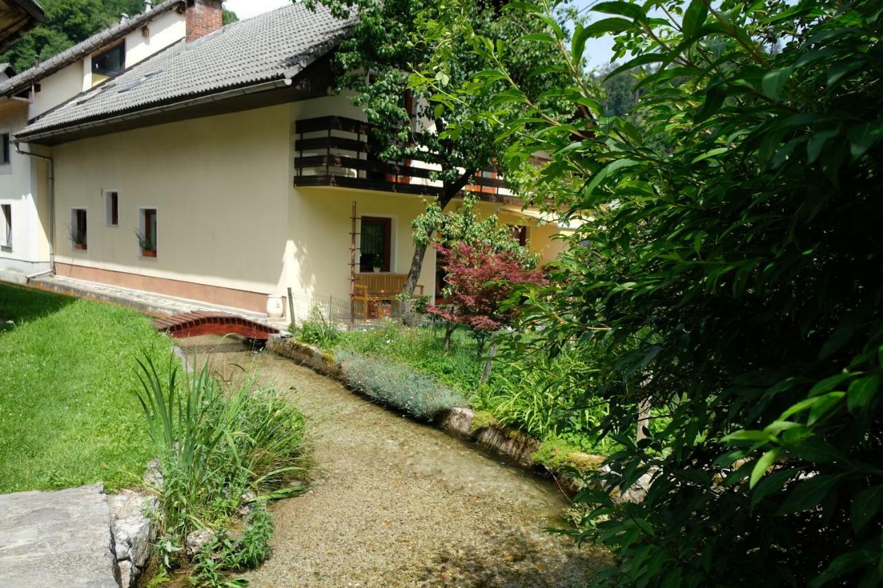 Happy River House Kamna Gorica Exterior photo