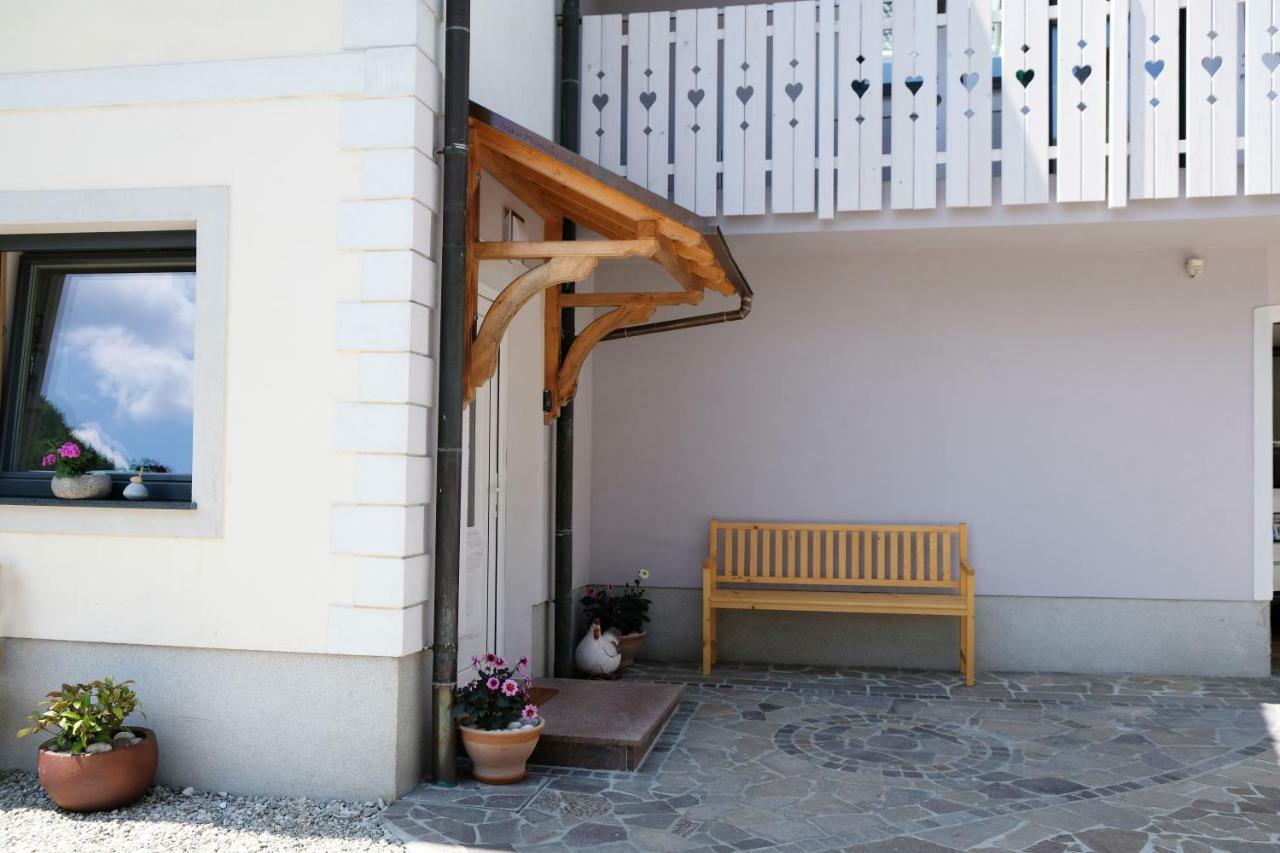 Happy River House Kamna Gorica Exterior photo