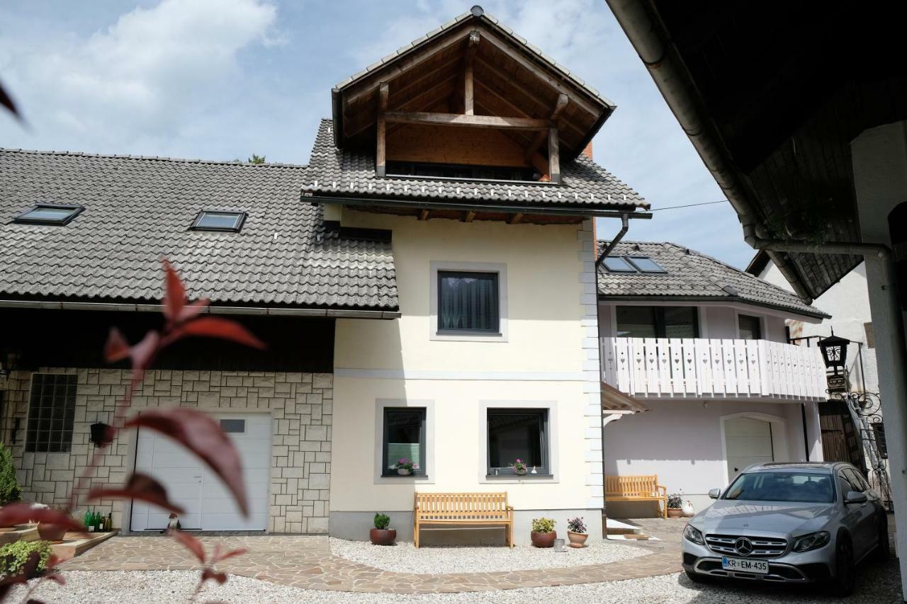 Happy River House Kamna Gorica Exterior photo